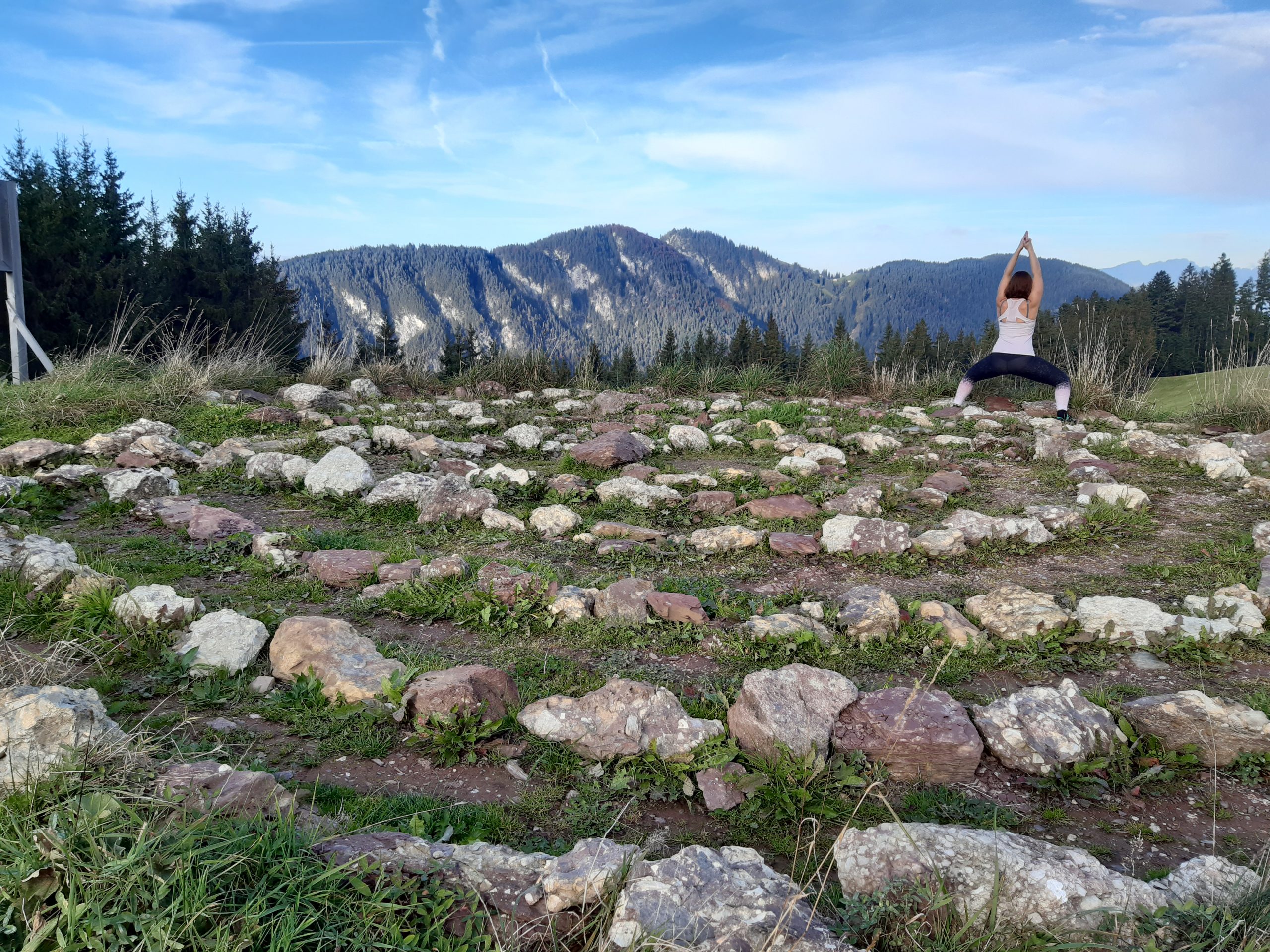 Kraftplatz Thierbach Yoga am Steinkreis in Thierbach