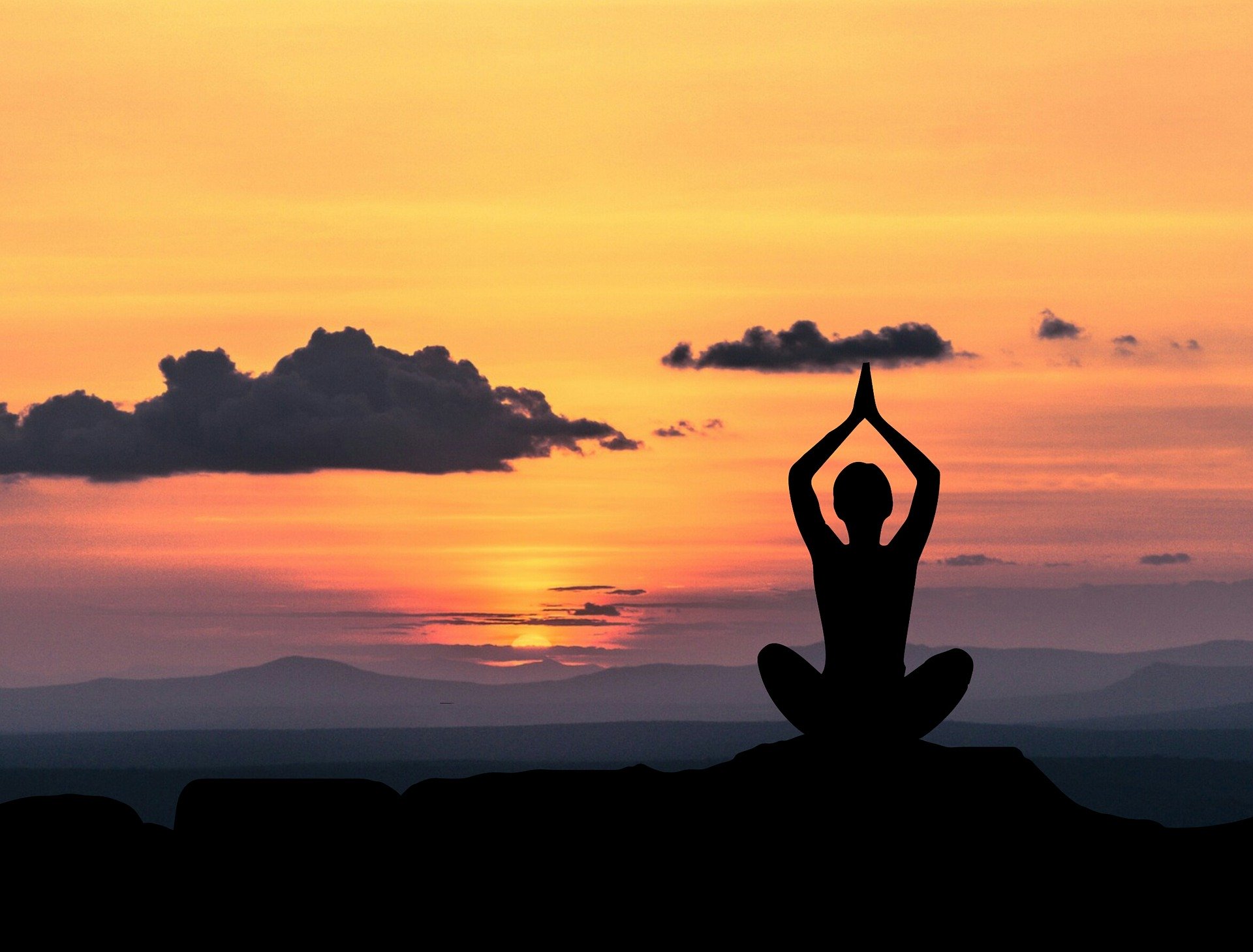 meditation-3338691_1920 meditation-3338691_1920